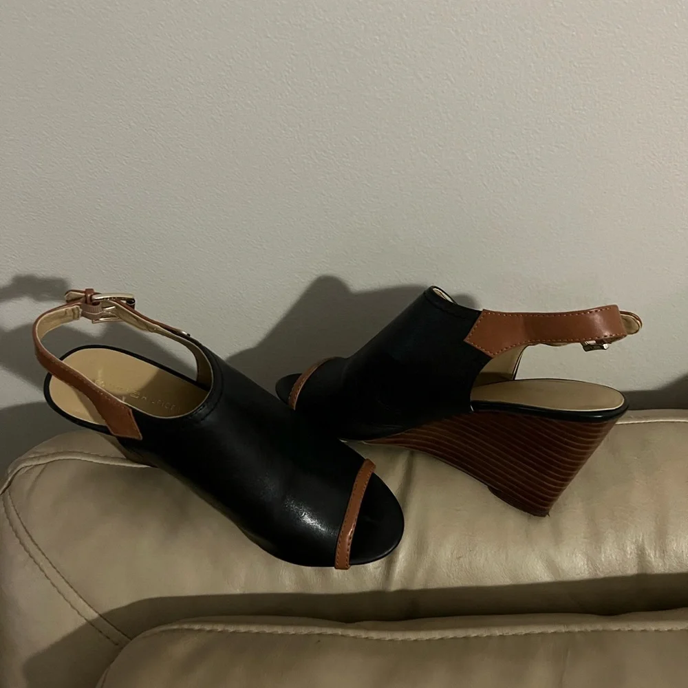 Tommy Hilfiger sandals - Picture 3 of 3